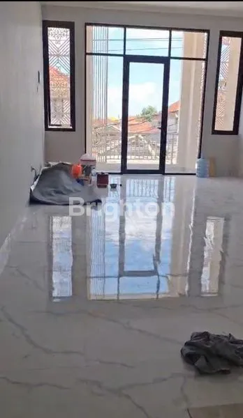 image RUKO 2 LANTAI DI PINGGIR JALAN RAYA DI BUANA KUBU TEGAL HARUM DENPASAR BARAT. LOKASI SANGAT STRATEGIS DENGAN TRAFFIC PADAT SEHINGGA SANGAT COCOK UNTUK BERBAGAI USAHA ATAUPUN SEBAGAI KANTOR (6)