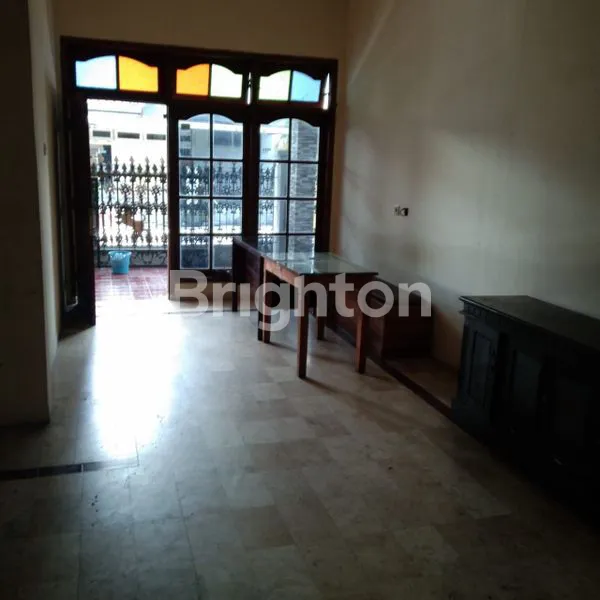 image RUMAH 2 LANTAI STRATEGIS SIAP HUNI FAJAR INDAH (3)