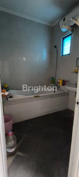 image RUMAH DUA LANTAI LIPPO KARAWACI - TANGERANG (7)