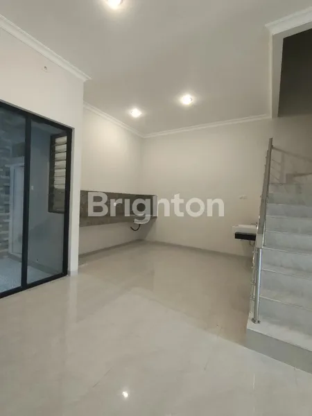 image RUMAH BARU GRESS 1M-AN AREA KLAMPIS, SURABAYA TIMUR (5)