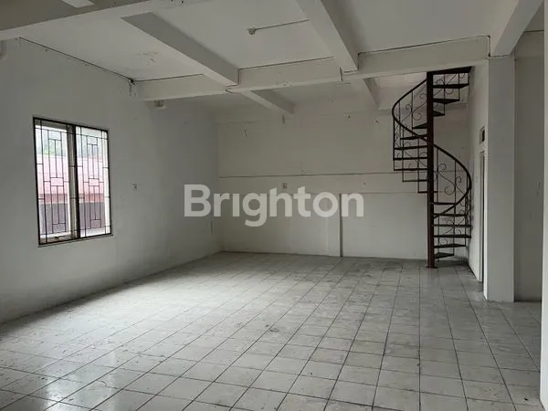 image \U203C\UFE0FDISEWAKAN RUKO 3 LANTAI DI JEND A.YANI\U203C\UFE0F (6)