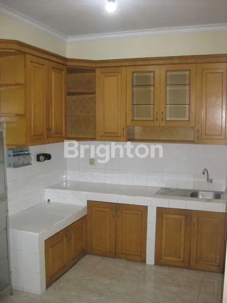 image DIJUAL RUMAH SIAP HUNI TAMAN UBUD PERMAI LIPPO KARAWACI (2)