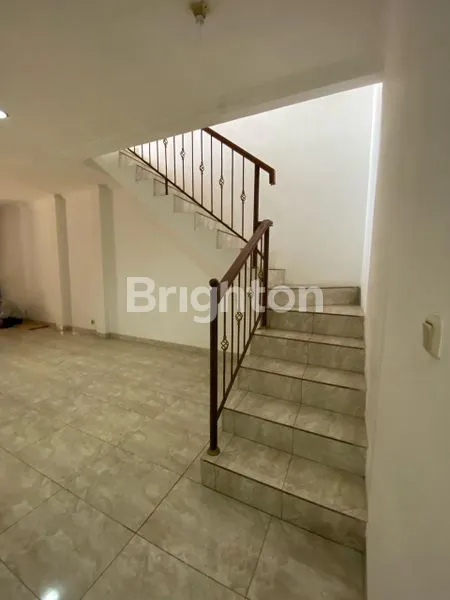 image DIJUAL RUMAH SIAP HUNI TAMAN UBUD PERMAI LIPPO KARAWACI (5)