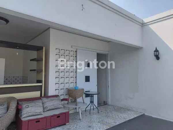 image RUMAH MEWAH 3 LANTAI, SHM, DENGAN 3+1 KAMAR TIDUR DI VILLA PERTIWI DEPOK (8)