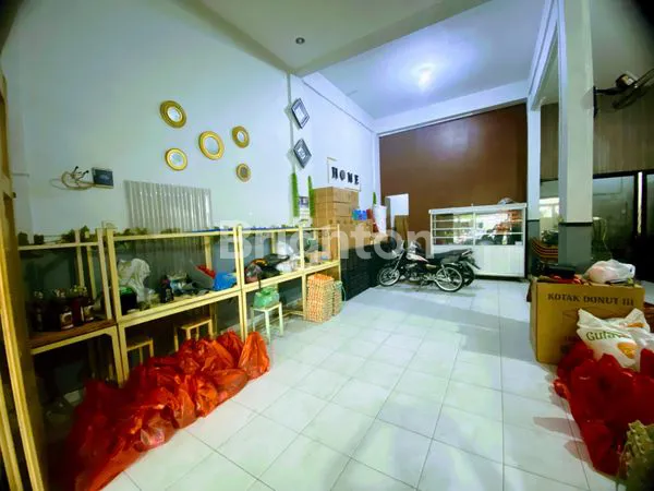 image RUMAH 3,5 TINGKAT JALAN TEMPULING - MEDAN TEMBUNG (3)