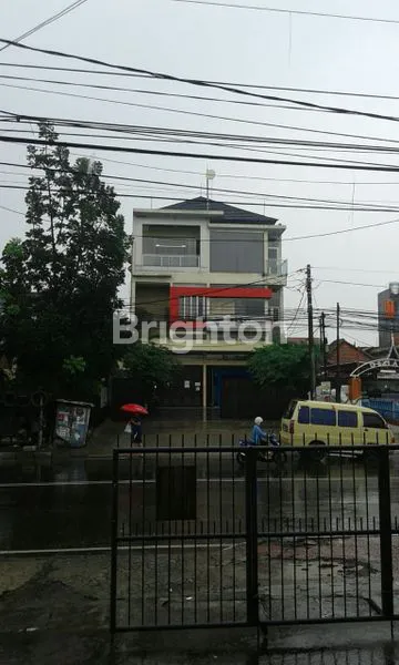 image RUKO KANTOR GUDAMG SHOWROOM 4 LANTAI DI PUSAT KOTA BANDUNG (3)