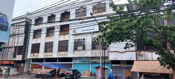 RUKO 5 PINTU PREMIUM 4 LANTAI DI PUSAT KOTA PEKANBARU