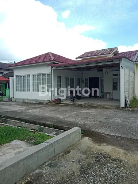 image DIJUAL RUMAH FULL RENOV DEKAT PENGADILAN AGAMA (1)