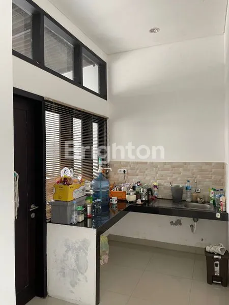 image RUMAH CLUSTER 1 LANTAI FURNISHED SIAP HUNI SOLO BARU (6)