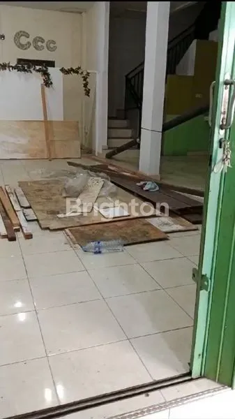 image TOKO SATU LANTAI LEBAR 7 METER TERLETAK DI AREA RAMAI TUKAD BADUNG DENPASAR (8)