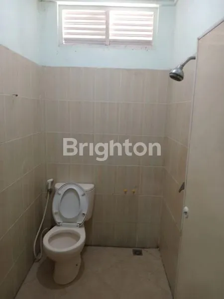 image RUMAH FULL FURNISHED SIAP HUNI TENGAH KOTA PEKANBARU (8)