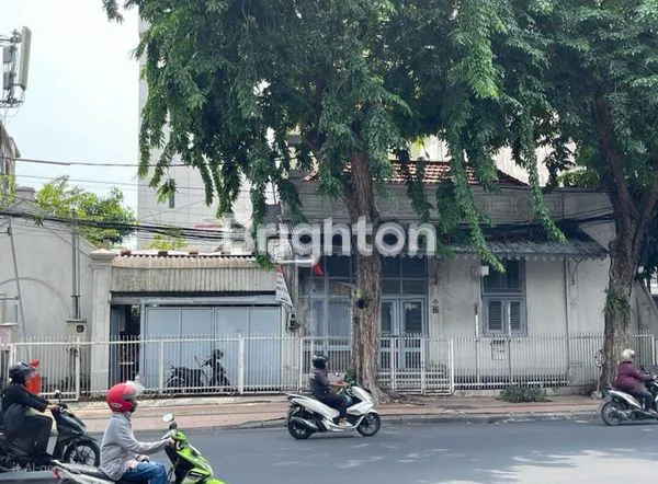 image RUMAH JL PANGLIMA SUDIRMAN SURABAYA (1)