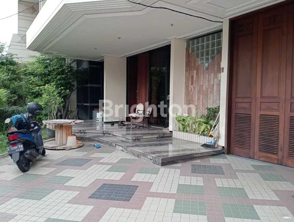 image DHARMAHUSADA INDAH, KOKOH TERAWAT, RUMAH SIAP HUNI, 2 LANTAI, LEBAR 20, SURABAYA TIMUR (1)