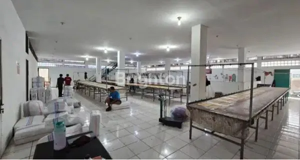 image PABRIK GARMENT DI CENGKARENG (2)