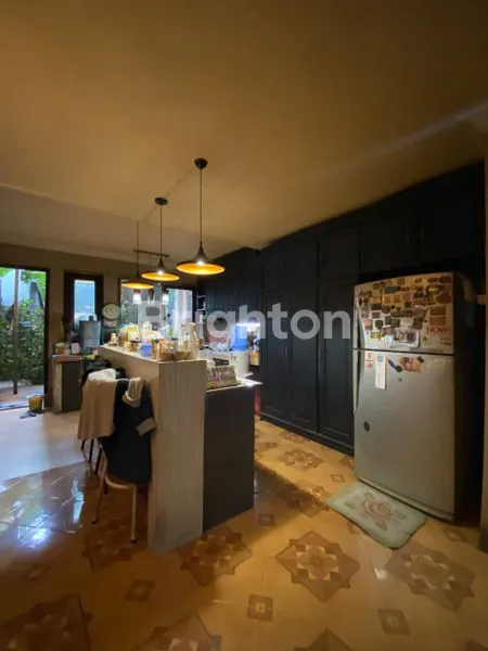 image RUMAH 2 LANTAI DI RUNGKUT ASRI TENGAH (7)