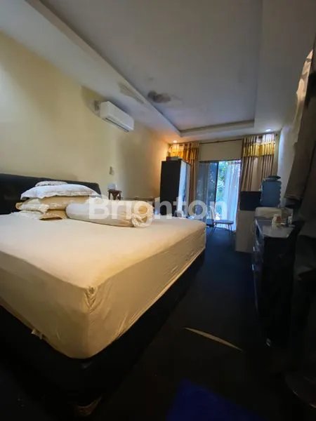 image RUMAH 2 LANTAI DI RUNGKUT ASRI TENGAH (3)