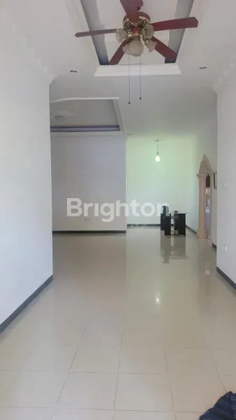 image RUMAH STRATEGIS DI KAWASAN PERUMAHAN BALIKPAPAN PERMAI (8)