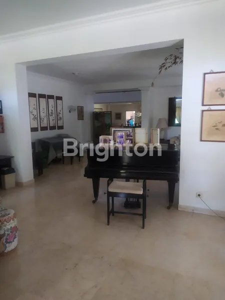 image RUMAH TRUNOJOYO, DIPONEGORO, OPAK, 2 LANTAI, HADAP TIMUR, NEGO (4)