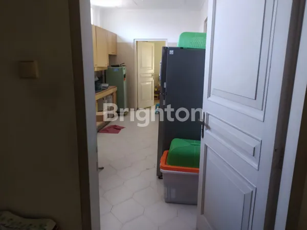 image RUMAH TRUNOJOYO, DIPONEGORO, OPAK, 2 LANTAI, HADAP TIMUR, NEGO (6)