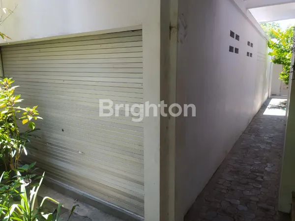 image RUMAH TRUNOJOYO, DIPONEGORO, OPAK, 2 LANTAI, HADAP TIMUR, NEGO (7)