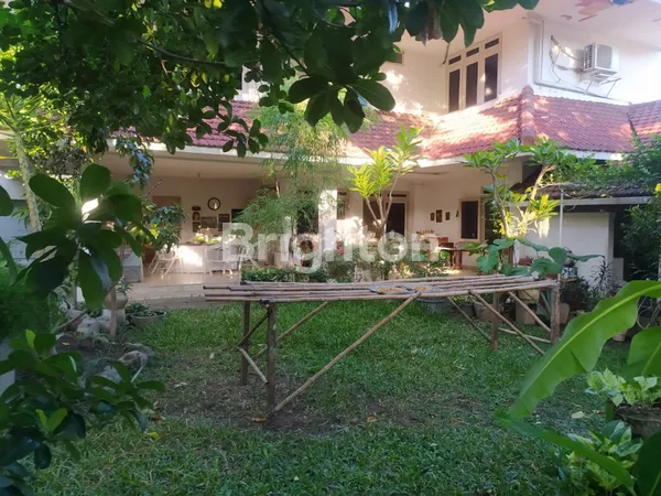 image RUMAH TRUNOJOYO, DIPONEGORO, OPAK, 2 LANTAI, HADAP TIMUR, NEGO (8)