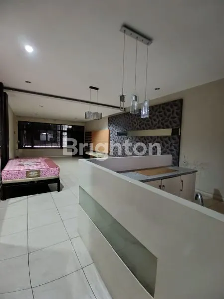 image RUKO 3 LANTAI STRATEGIS DI JALAN UTAMA TEUKU UMAR, DENPASAR SELATAN - PELUANG BISNIS EMAS! (5)