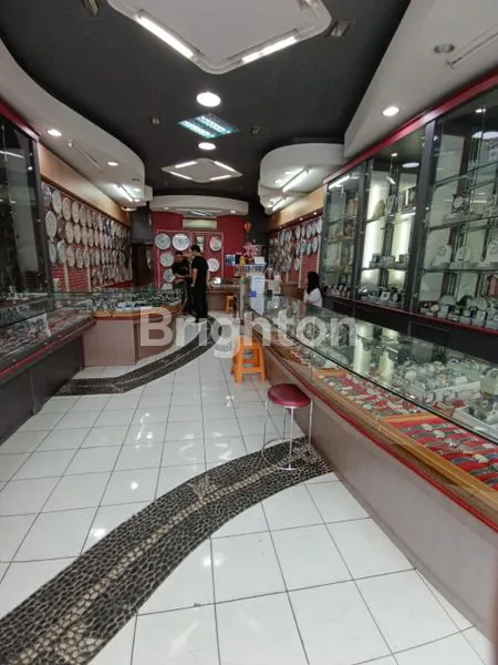 image RUKO 3 LANTAI STRATEGIS DI JALAN UTAMA TEUKU UMAR, DENPASAR SELATAN - PELUANG BISNIS EMAS! (8)
