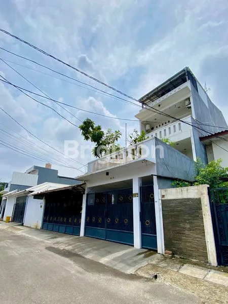 image RUMAH 4 LANTAI KAVLING DKI, MERUYA SELATAN, JAKARTA BARAT (1)