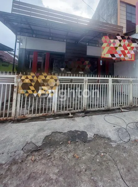 image RUMAH BESERTA TEMPAT USAHA DINOYO (1)