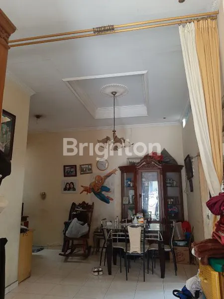 image RUMAH LUAS DEKAT STASIUN PONDOK RANJI (3)