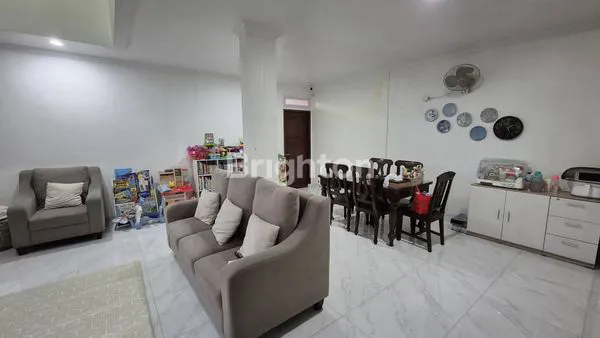 image DI JUAL RUMAH HOEK FULL FURNISHED DI PAMULANG  (3)