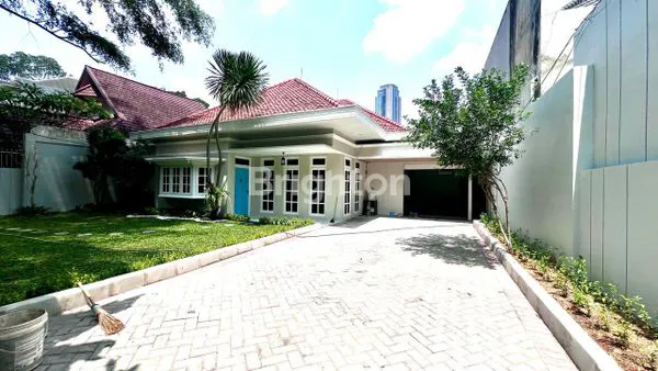 RUMAH CANTIK SIAP HUNI MENTENG JAKARTA