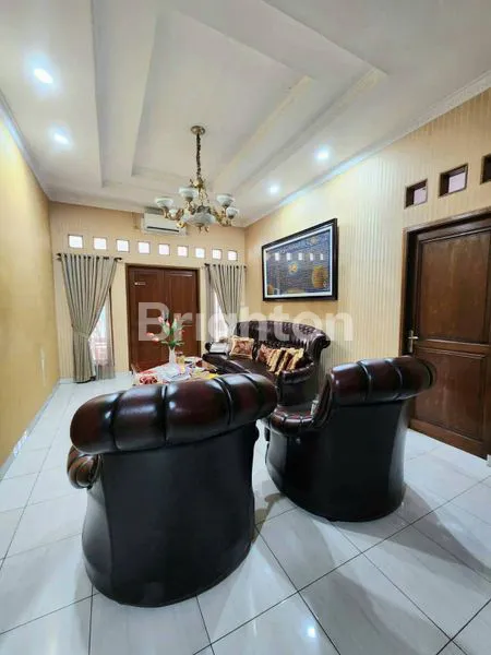 image DI JUAL RUMAH KLASIK DIKAWASAN ELITE KUNINGAN JAKARTA SELATAN (6)