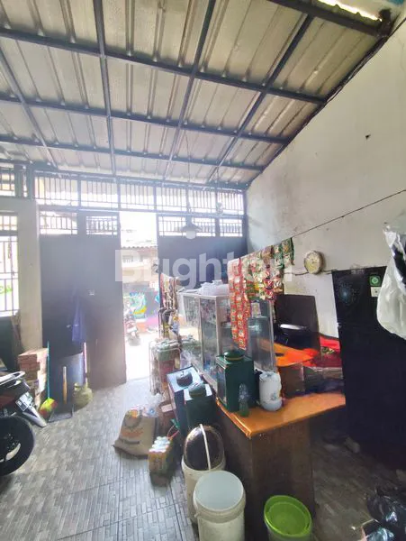 image RUKO 2 LANTAI SEHARGA  APPRAISAL CARPORT 2 MOBIL LUAS DAN TENANG BISA UNTUK RUMAH PRODUKSI ATAU KOST JELAMBAR (5)