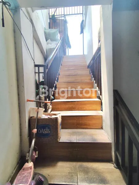 image RUKO 2 LANTAI SEHARGA  APPRAISAL CARPORT 2 MOBIL LUAS DAN TENANG BISA UNTUK RUMAH PRODUKSI ATAU KOST JELAMBAR (6)