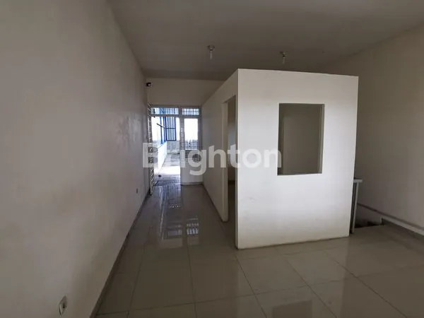 image RUKO 3 LANTAI DI PANDEAN LAMPER. LOKASI STRATEGIS, PINGGIR JALAN RAYA (6)
