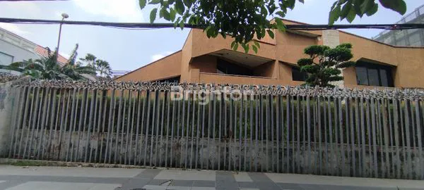 image GEDUNG 0 JALAN RAYA PUTAT GEDE-SUKOMANUNGGAL-SURABAYA COCOK UNTUK KANTOR-RESTAURANT-RUMAHSAKIT PUSAT KOTA SURABAYA (3)