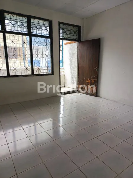 image RUKO 3.5 LANTAI AREA TAMAN SARI JAKARTA BARAT (6)