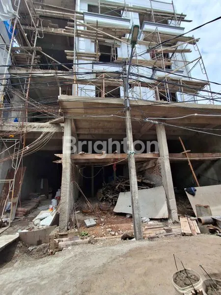 image RUMAH BARU BAGUS TAMAN RATU JAKARTA BARAT (2)