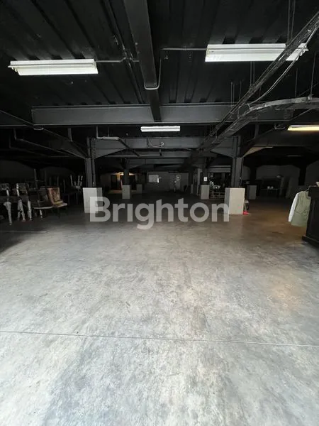 image GEDUNG LUXURY COMMERCIAL AREA STRATEGIS SURABAYA BARAT RAYA KUPANG INDAH (6)