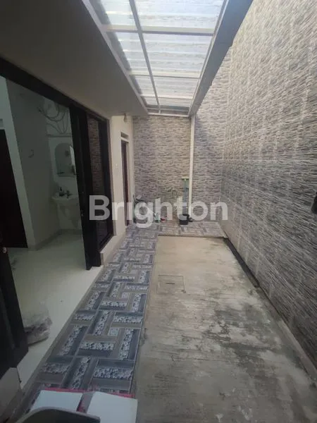 image DIJUAL RUMAH TOWNHOUSE DI SURYA GEDANGAN REGENCY SUKOHARJO JAWA TENGAH (7)