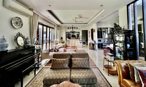 image RUMAH MEWAH DI TOWNHOUSE DUREN TIGA JAKARTA SELATAN (5)