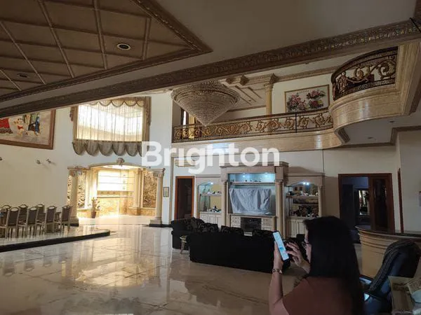 image RUMAH MEWAH DI KAWASAN ELIT SOLO BARU SUKOHARJO  (5)