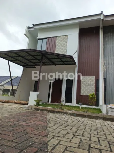 image RUMAH CLUSTER 2 LANTAI PANAM (2)