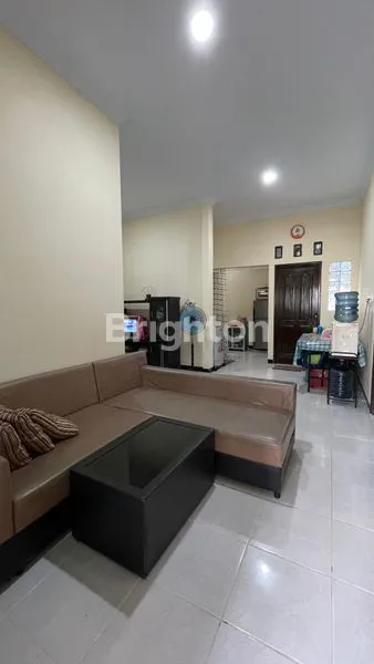 image RUMAH RAPI BARU DI RENOVASI SIAP HUNI DI DAERAH CILEDUG RAYA (1)