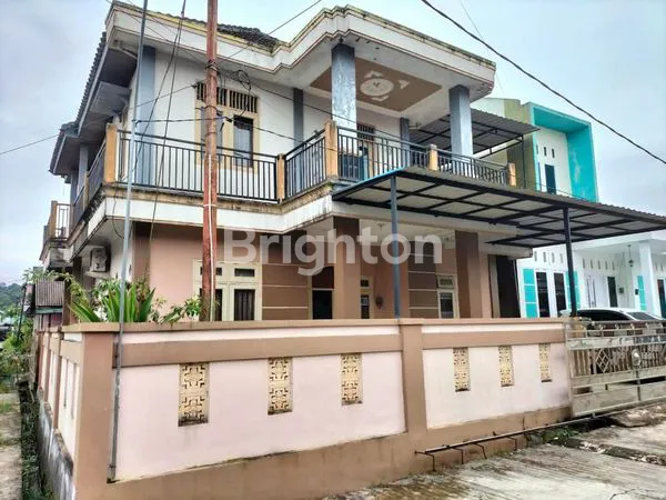 DIJUAL/SEWA CEPAT RUMAH MEWAH 2 LANTAI DAN MURAH DI PERUMAHAN GEMILANG HARUN NAFSI SAMARINDA SEBERANG