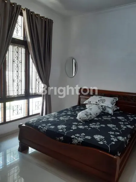 image DIJUAL/SEWA RUMAH BERTINGKAT LOKASI ASRI (6)