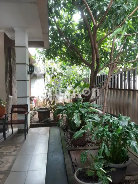 image DIJUAL/SEWA RUMAH BERTINGKAT LOKASI ASRI (7)