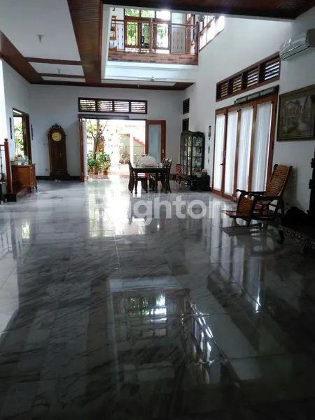 image RUMAH LUX 2 LANTAI DI BINTARO 5 HARGA 11M ATAU  8,2M (2)