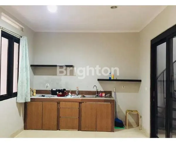 image RUMAH MEWAH 2M DI GRIYA PESANGGRAHAN - 10 MENIT KE MRT & PIM (6)